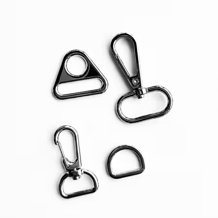 The Quick Boxy Pouch Hardware