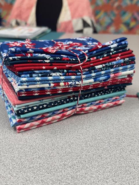 Star Spangled Beauty Fat Quarter Bundle of 15