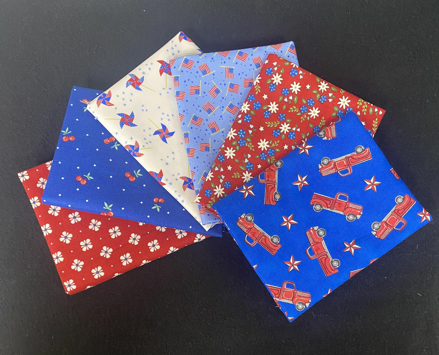 Patriotic Fat Quarter Bundle
