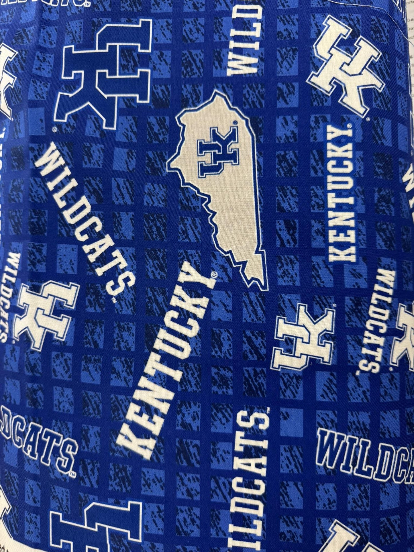 NCAA-Kentucky All Over Print 108in Wideback