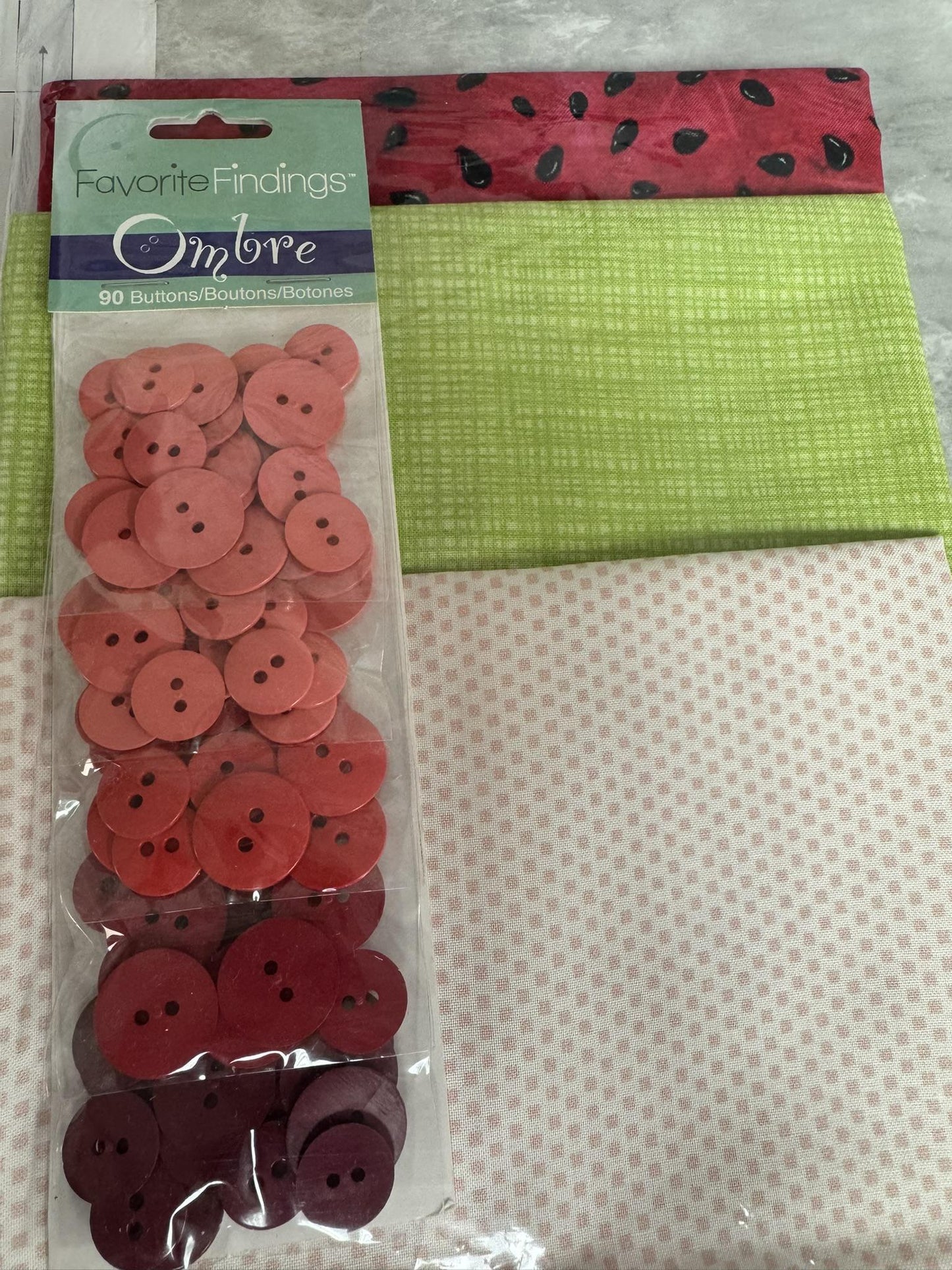 Button Melon Wall Hanging Kit