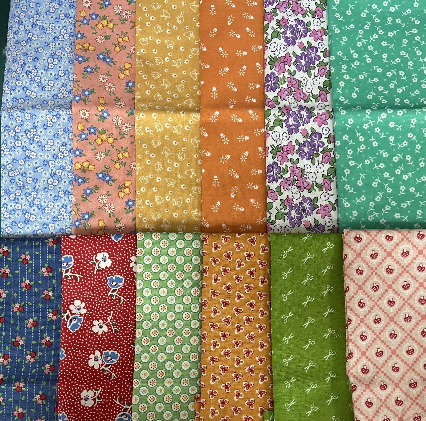 Vintage Fat Quarter Bundle