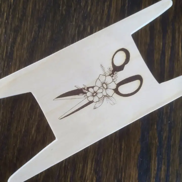 Quilting Binding Spool - Scissors