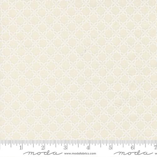 Sunbonnet Porcelain White Lattice